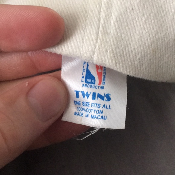 Vintage hornets hat - Picture 3 of 3